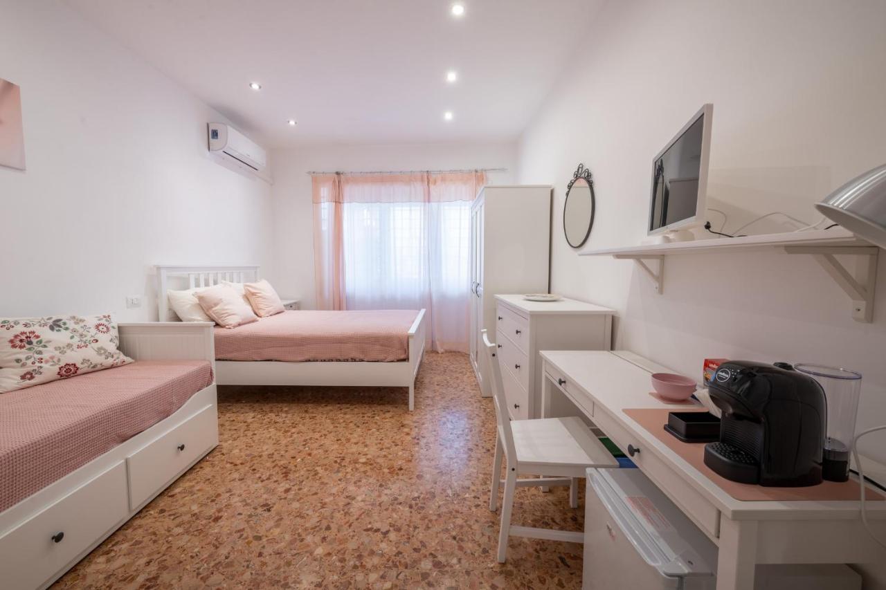Casa Rosa Beige E Blu Daire Roma Dış mekan fotoğraf